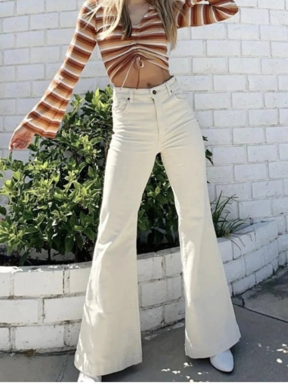 Rolla's Eastcoast Flare Corduroy Pants - Vanilla - Size 27​